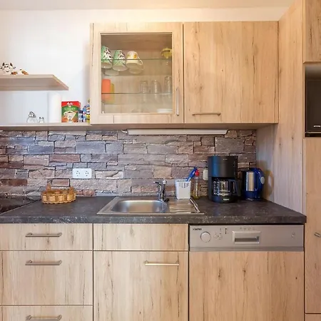 Nette Ferienwohnung In Mit Grill Und Garten